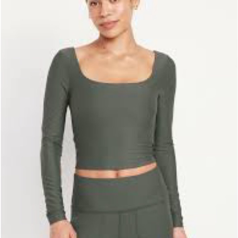 Old Navy Dark Green Long Sleeve Crop Top